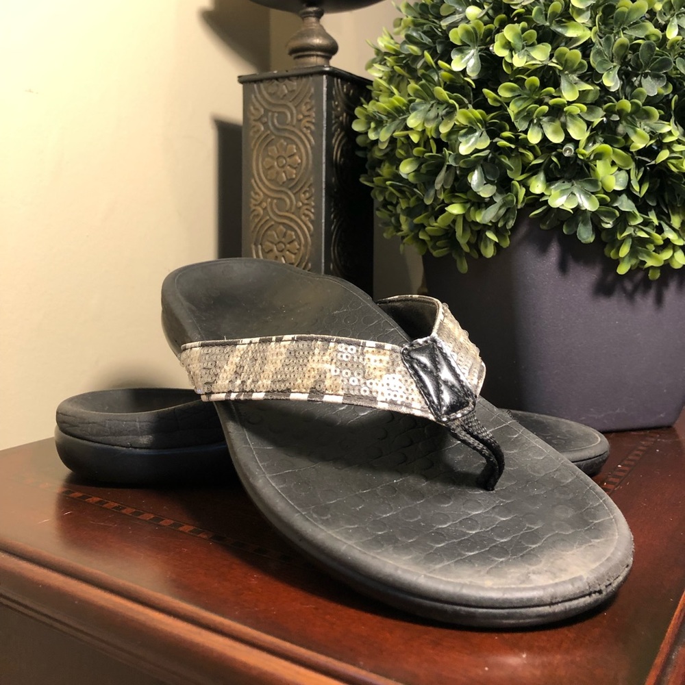 Vionic Sequin Flip Flop- 8 Wide